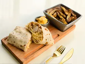 Roll De Pollo Loko