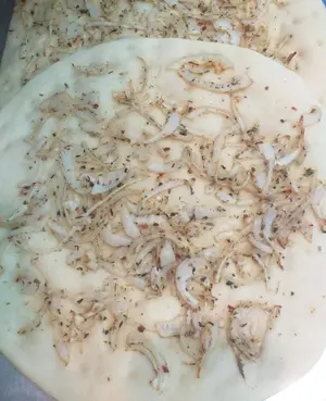 PREPIZZA DE CEBOLLA