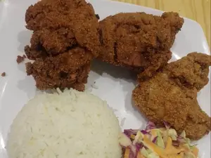 Pollo a la Broaster
