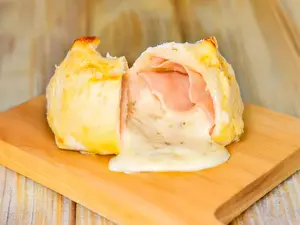 Empanadas jamón y queso x3