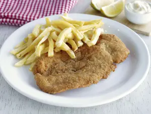 Suprema con papas fritas