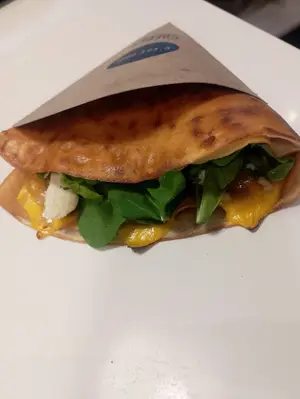 Crepe De Pollo Asado