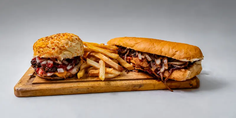 Chakaricia Hamburguesas Y Sanguches