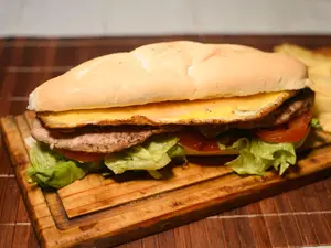 Sang.bondiola completo clásico