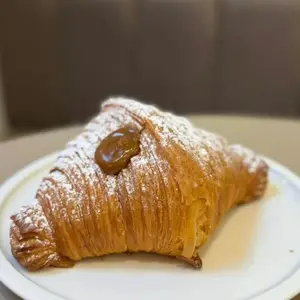 Croissant con Dulce de Leche