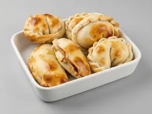 Empanada De Cebolla Y Queso