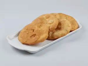 Media docena de tortas fritas
