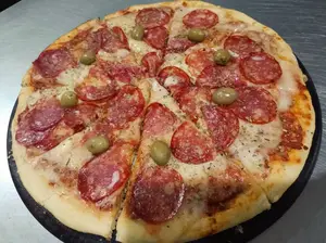 Pizza Calabresa