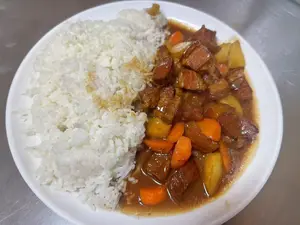 Arroz con cerdo al hong shao