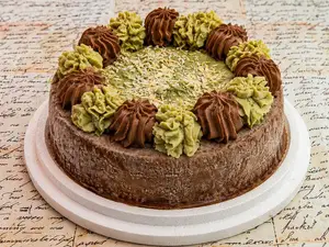 Torta Dubai