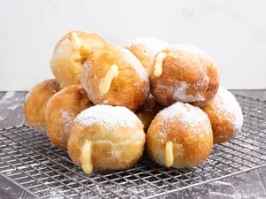 12 berlinesas de crema paste