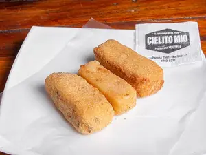 Bastoncitos de mozzarella