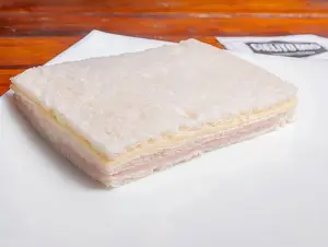 Sándwiches miga blancos c/u