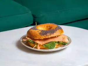 Bagel de salmón