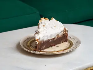 Porción Brownie Con Dulce De Leche