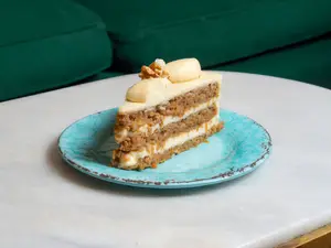 Porción Carrot Cake