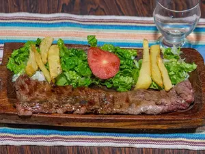 Entraña con guarnicion