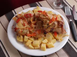 Pollo a la portuguesa