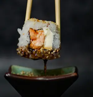 Crispy salmon roll