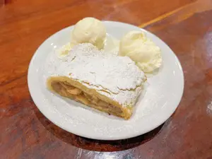 Strudel (rétes de manzana)
