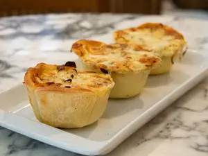 Empanada pollo al champignón x 3