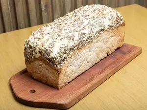 Pan de molde con semillas 800 g