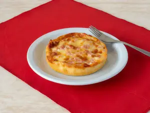 Tarta de jamón y queso