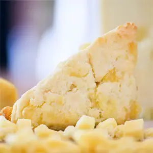 Scon De Queso XL