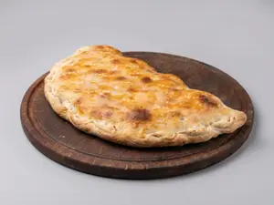 Calzone caprese