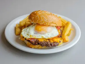 Súper burger lomito clásica 2