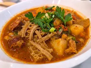 Cazuela Sin TACC de mondongo