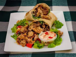Shawarma mixto y falafel