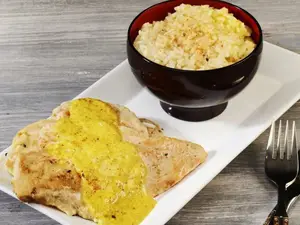 Pollo Al Curry Con Arroz