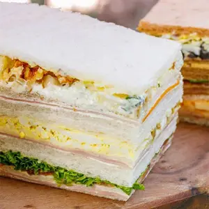 Sándwich de miga jamon crudo