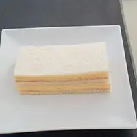 Sándwich de miga jamón y queso
