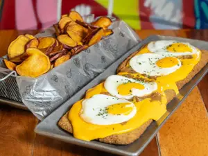 Burganesa Container