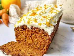 Porcion budin carrot cake