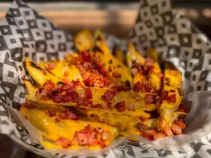 Papas chédar y bacon