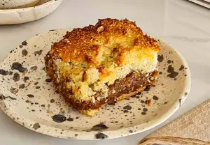 Cuadrado de coco y dulce de leche