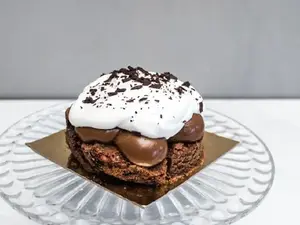 Mini Brownie con DDL y crema