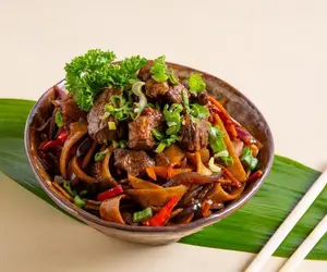 Yakisoba de camarones