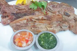 Asado Porción 1 Kg+Pepsi O 7up 1,5 L