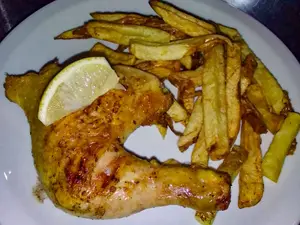 Pata Y Muslo Con Guarnicion