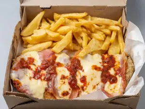 Milanesa napolitana con rust.