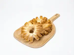 Mini Cremona (D) x Un