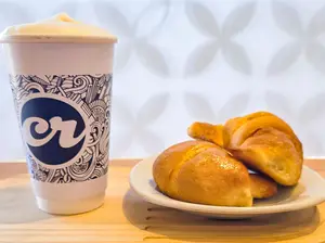 Café + 2 Medialunas
