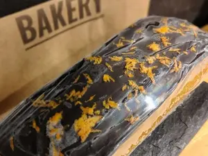 Budin vegano naranja y chocolate