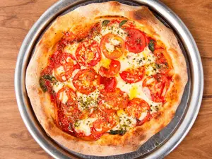 Pizza Thames-Napolitana
