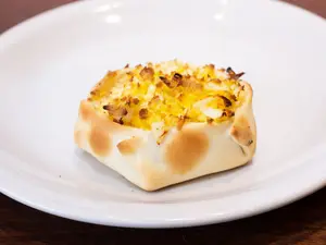 Canastita de jamón y huevo