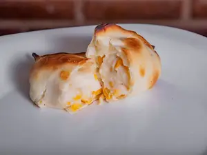 Empanada humita